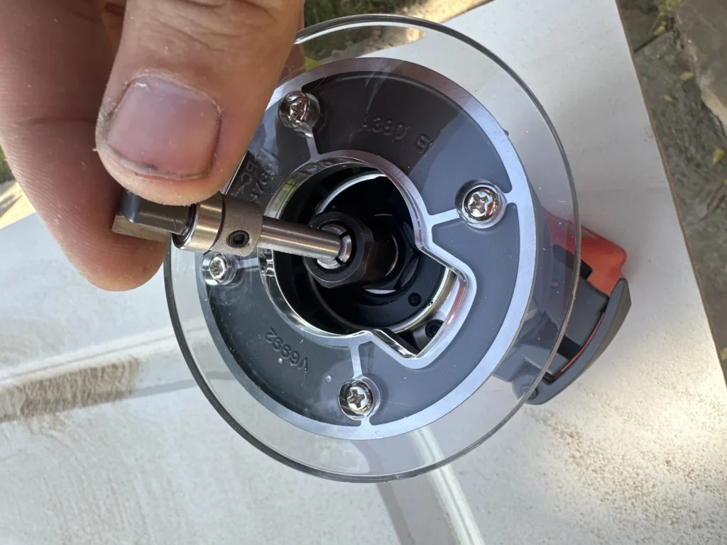 Door lock cylinder replaced in Los Angeles