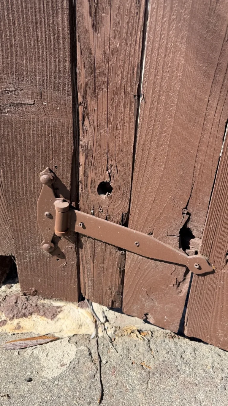 Handyman Services before in North Hollywood